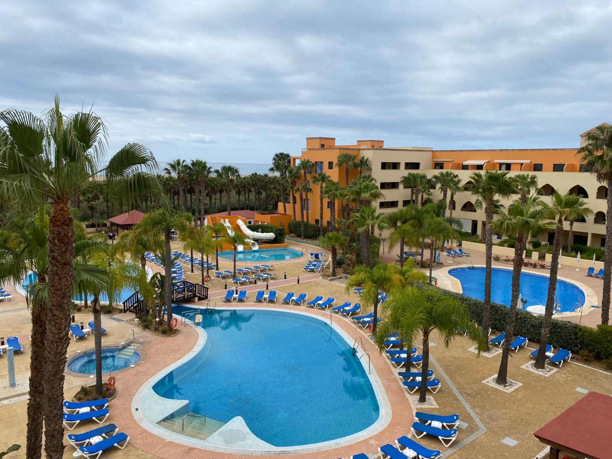 Apartamento Primera Linea De Playa Исла-Канела Экстерьер фото