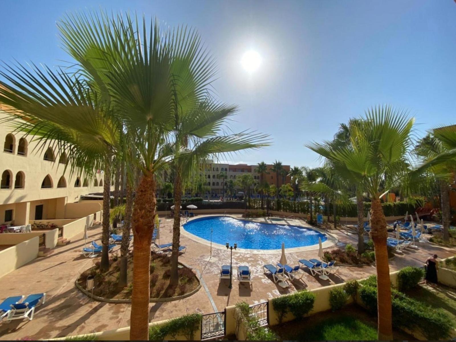 Apartamento Primera Linea De Playa Исла-Канела Экстерьер фото